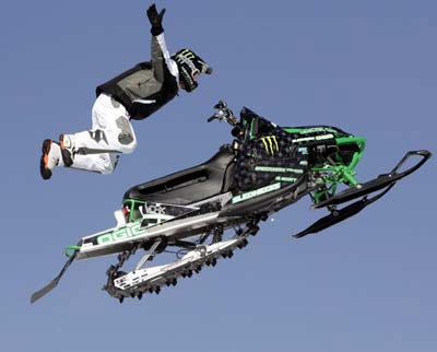 Extreme Snowmobiling is too EASY Extreme Snowmobiling is too EASY