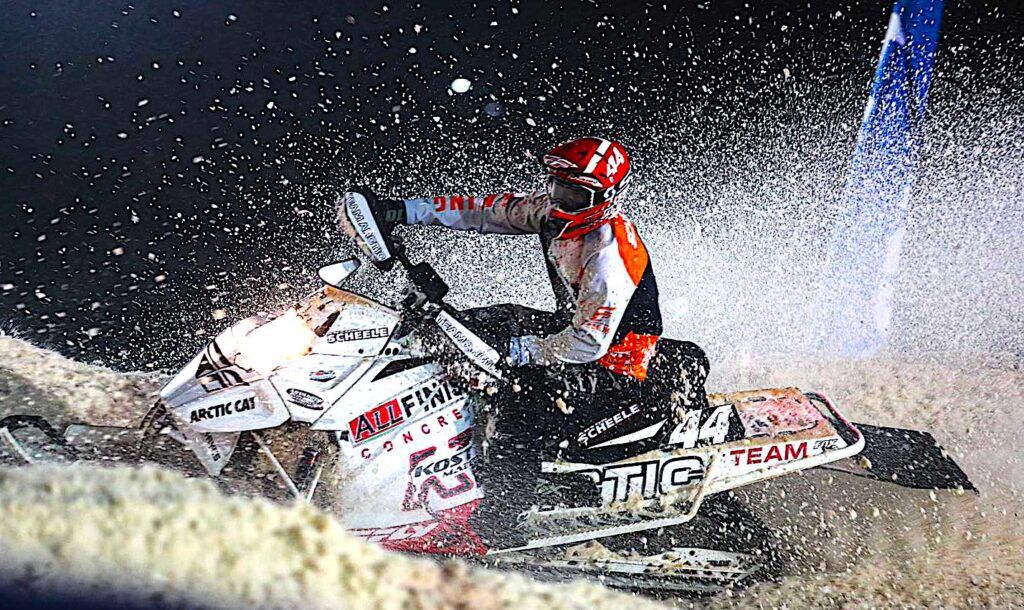 Technische Analyse eines Casino-Backends mit Server-Racks und Datenströmen als metaphorische Darstellung für die Sicherheit und Komplexität von Bizzo Casino